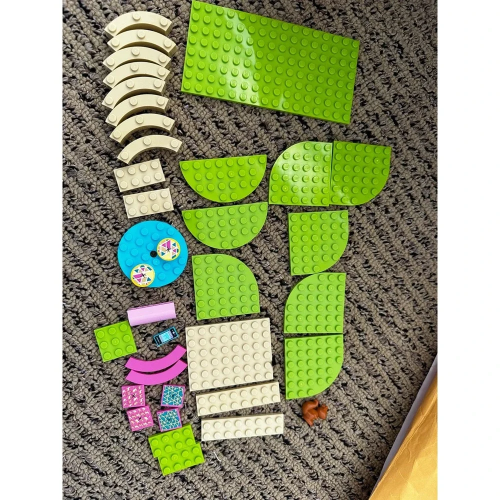 Lego Friends Nature Glamping 41392 Incomplete Olivia Mia Squirrel Tent - Picture 2 of 6